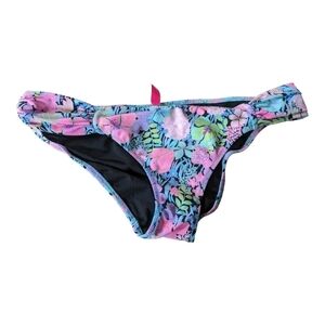 ⭐Victoria’s Secret floral ruched front bikini bottoms. Size small